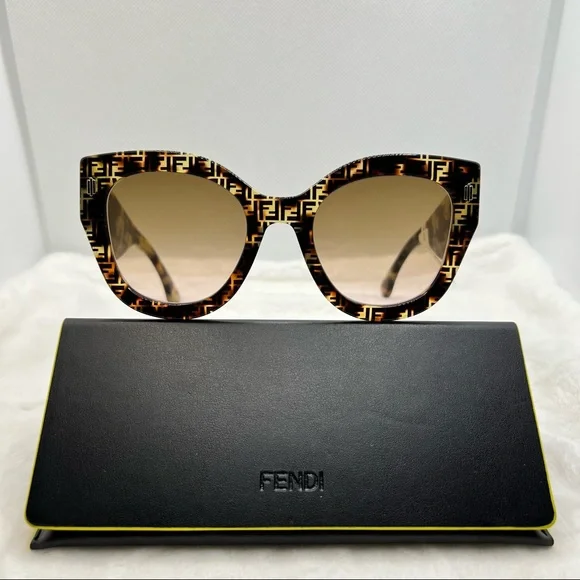 Fendi | Accessories | New Fendi Authentic Womens Logo  display picture 1